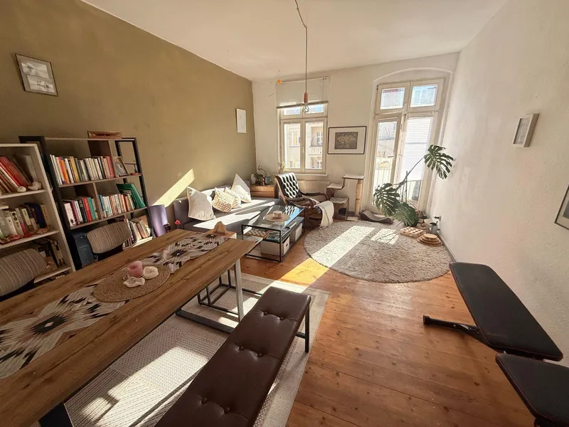 🌞 Bright Furnished Apartment with South-Facing Balcony – Friedrichshain 🌞 — photo 1